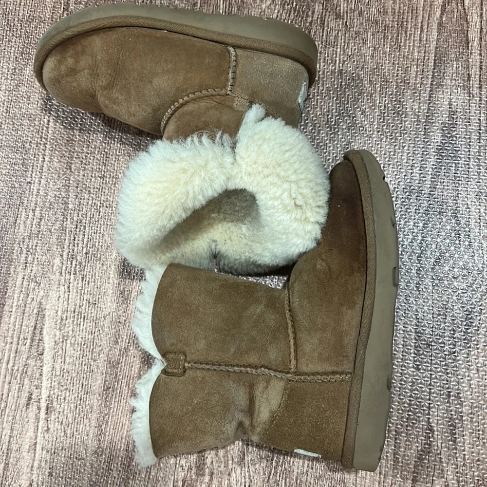 Girls Ugg Australia Bailey Button Boots‎